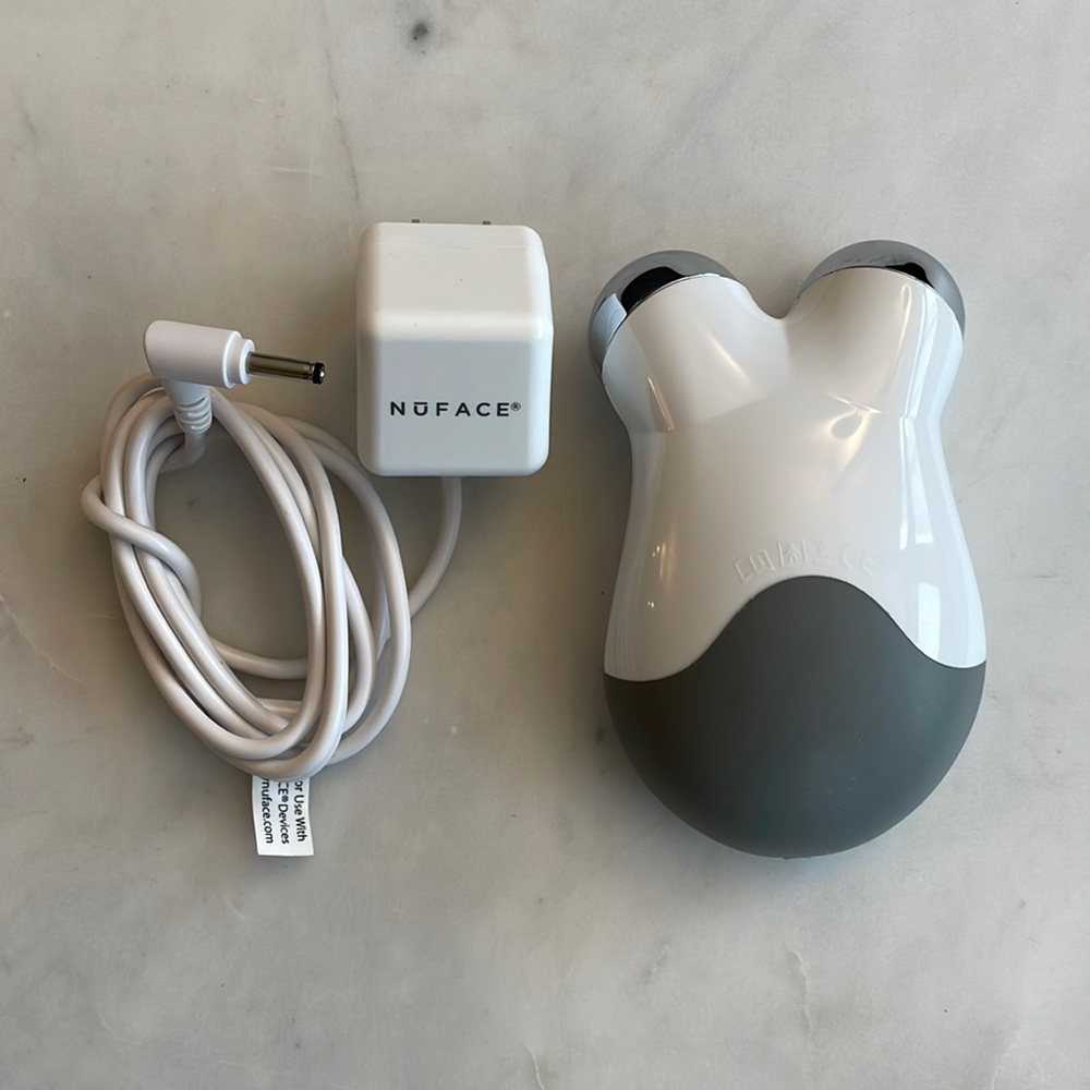 NuFace Mini Microcurrent